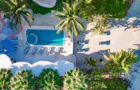 Beach Front Hotel Boutique DK House